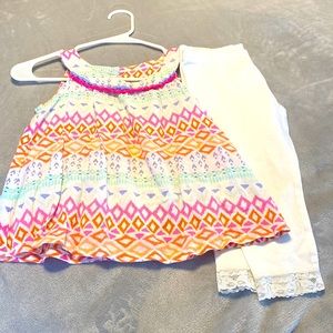 Girl’s matching set for sale.